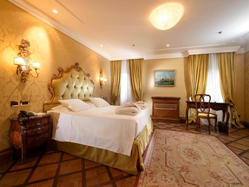 Ai Reali - Small Luxury Of The World Venedig